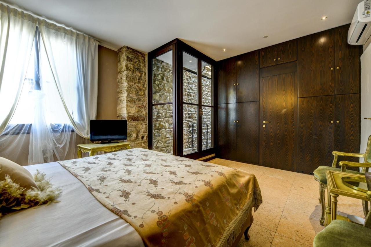 Prestige Suite 시르미오네 외부 사진